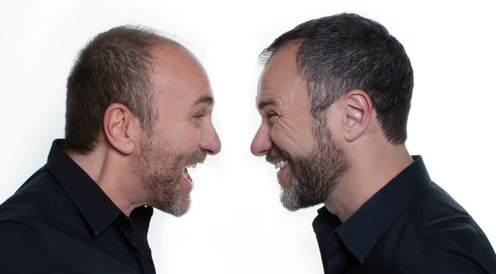 “Comicissimi fratelli. Il pubblico ha sempre ragione”, scritto e diretto da Gianfranco Gallo